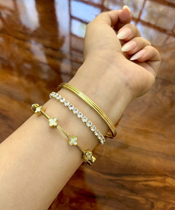 Silently Loud Bracelet Stack- White