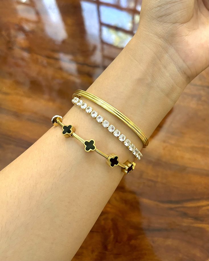 Silently Loud Bracelet Stack- Black
