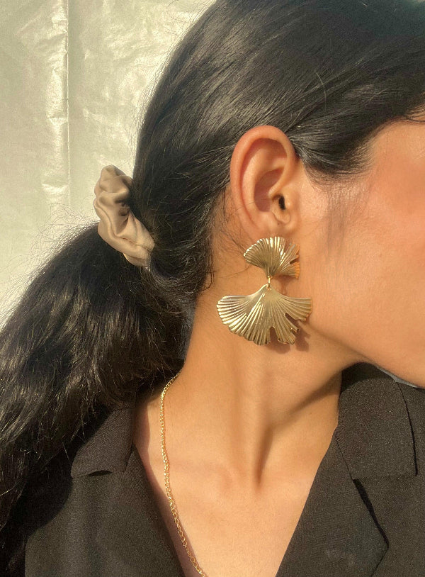 2 petals - Statement - SubhagAlankar