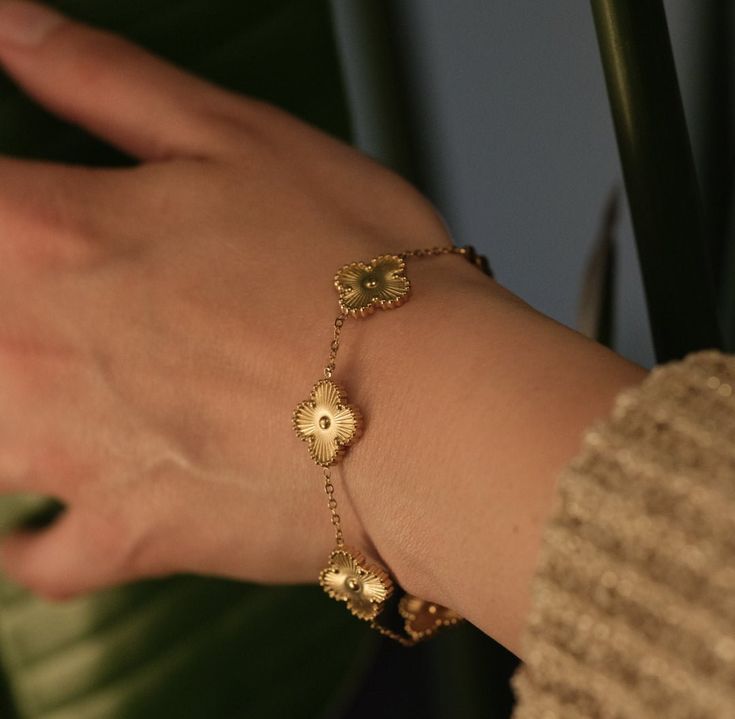 Golden Clover Bracelet