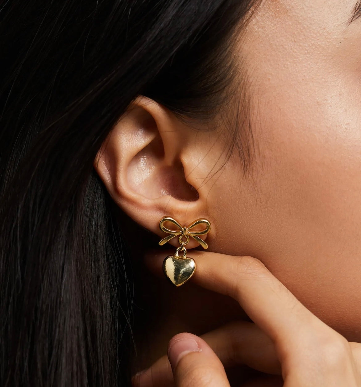 Elegant Golden Bow Heart Drop Earring