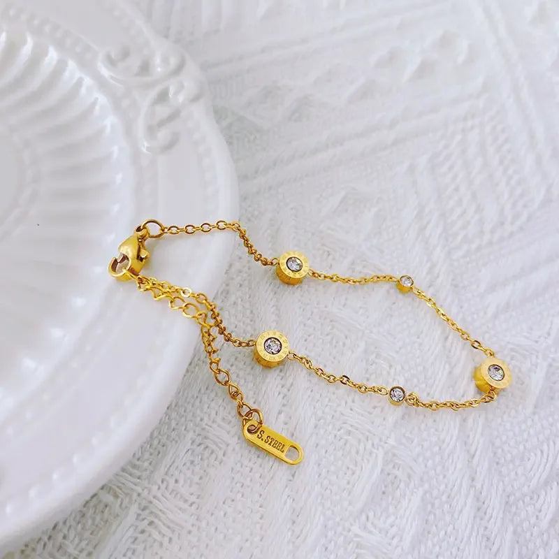 Glow Dot Gold Bracelet
