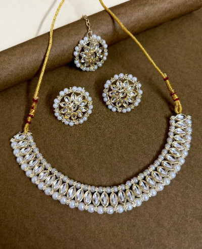Kavya Kundan Choker Jewellery set - SubhagAlankar