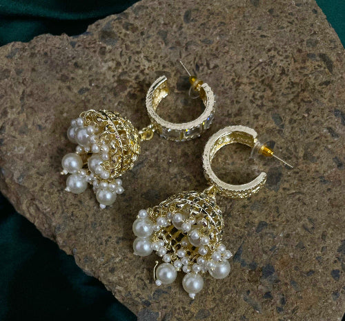 Gold & White Kundan Earrings With Pearls - SubhagAlankar