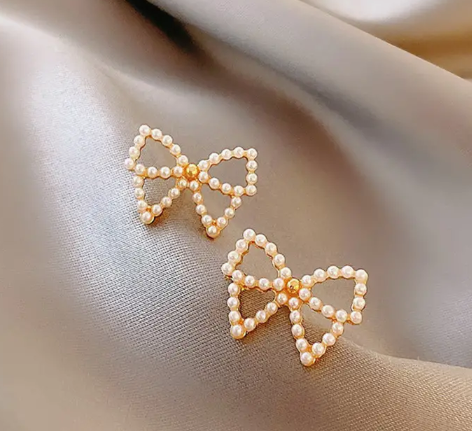 Reba's Bow Pearl Stud Earring - SubhagAlankar