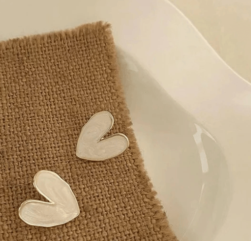 Larissa Love Heart Stud- White - SubhagAlankar