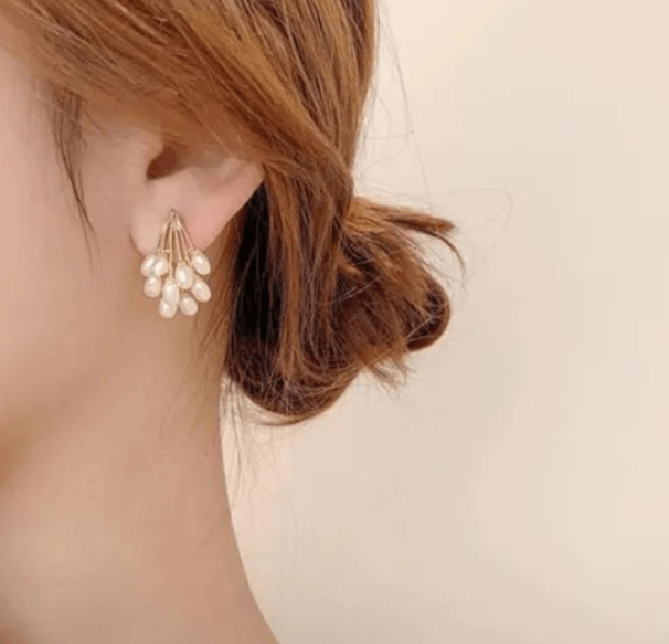 Olivia Cluster Pearl Stud - SubhagAlankar