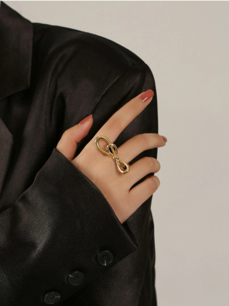 `18k Gold Pated Adjustable Bow Ring - SubhagAlankar
