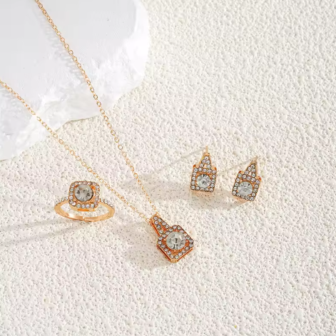 Amelia Crystal Jewelry Set - SubhagAlankar