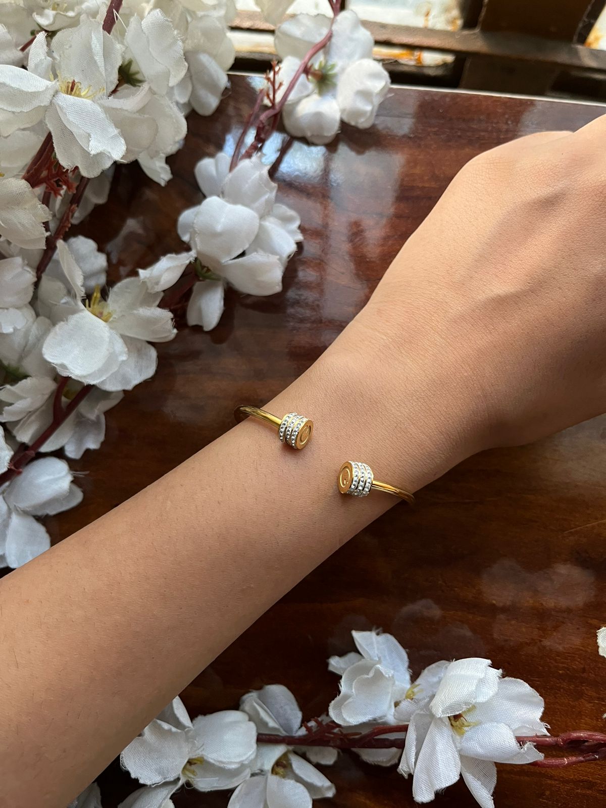 Miro Thin Wrist/ Baby Size bracelet