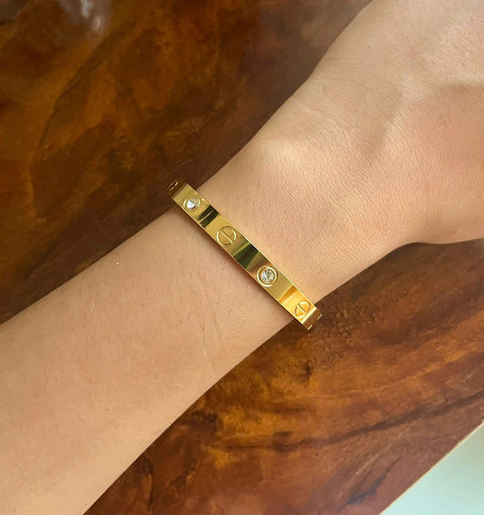 Classic gold band Thin Wrist/ Baby Size Bracelet