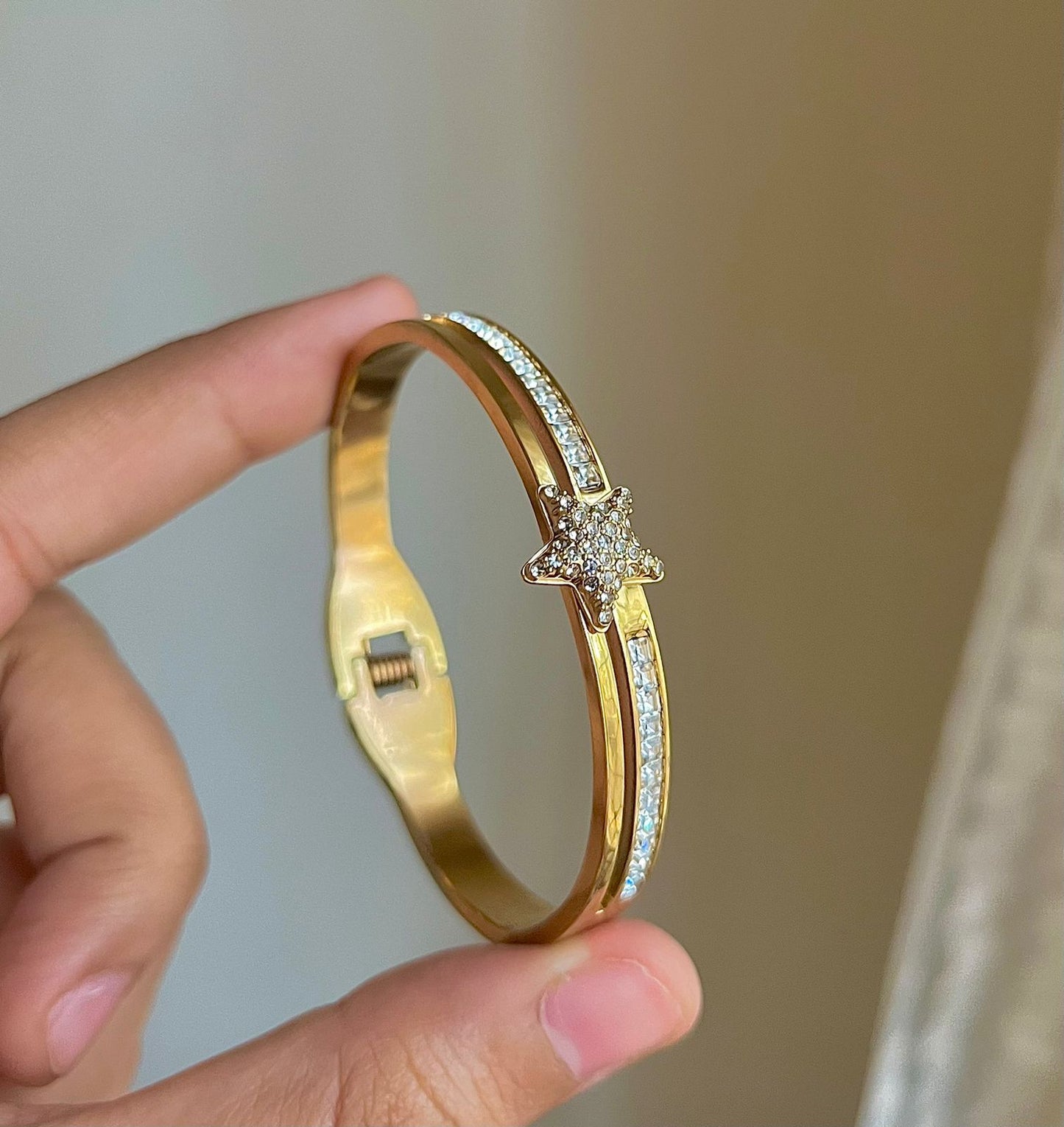 Starfish Thin Wrist/ Baby Size bracelet