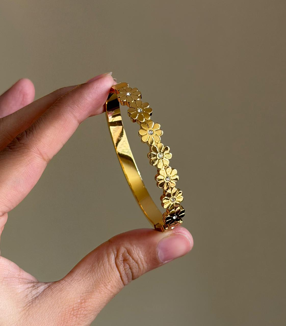 Cove Thin Wrist/ Baby Size bracelet