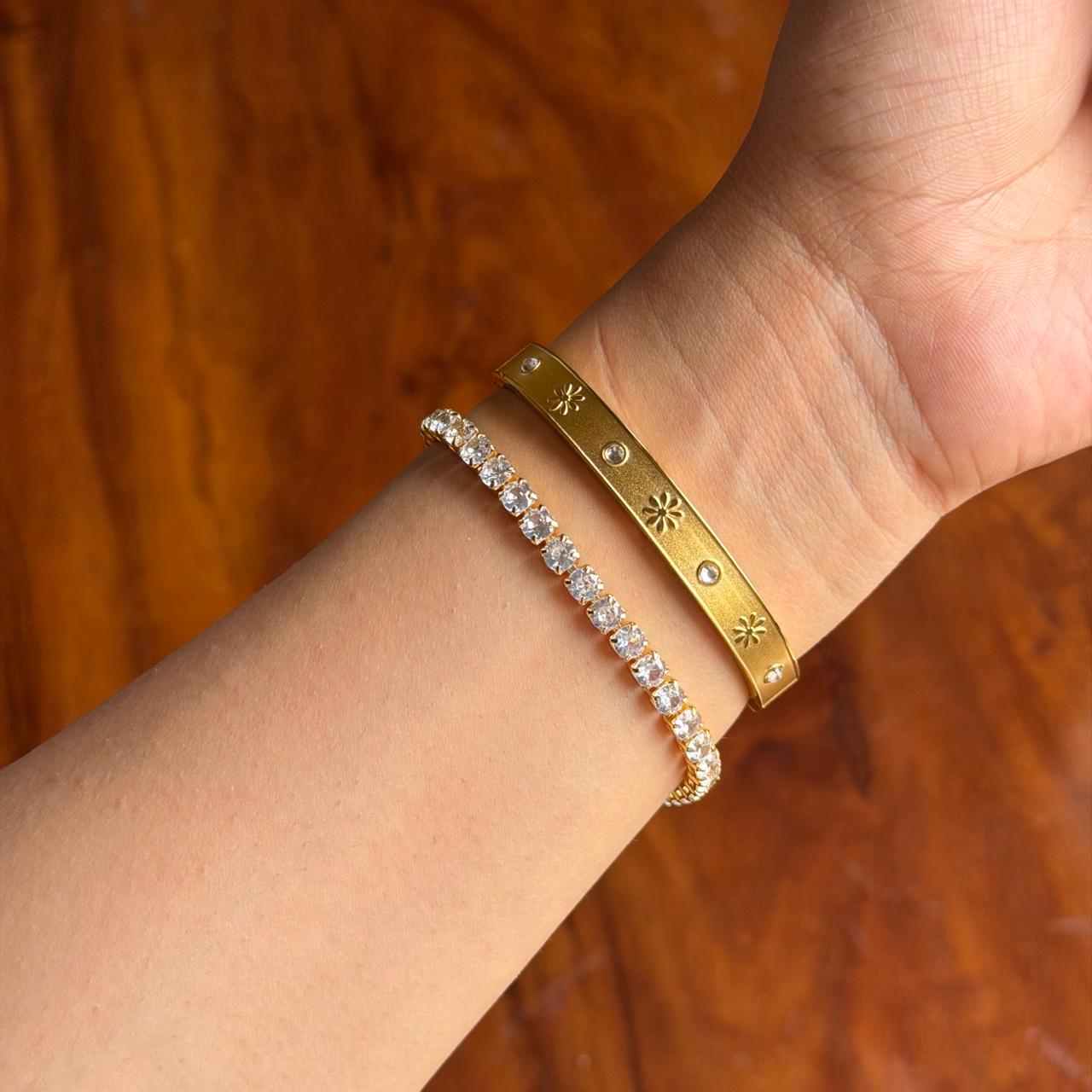 Spartan Thin Wrist/ Baby Size bracelet Stack