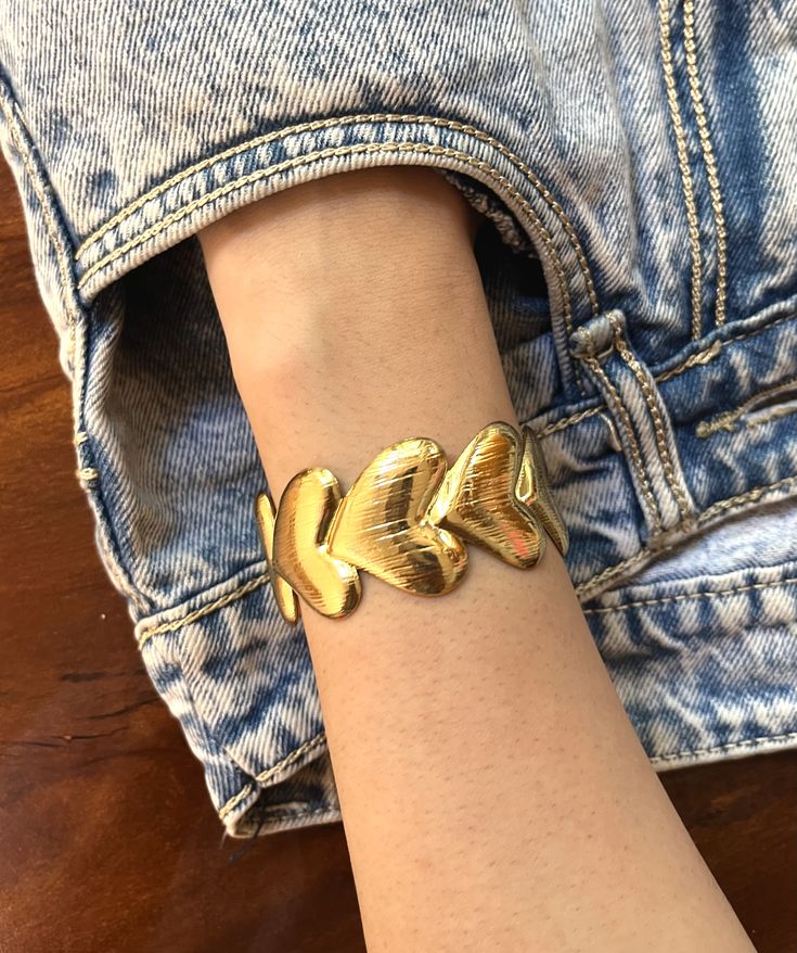 Heartbeat Cuff Hand Cuff/ Bracelet - 18k Gold Plated