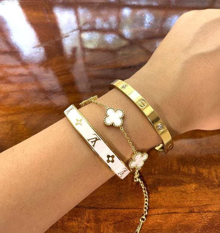 Boss Babe - White Stack For Thin Wrist / Baby Size