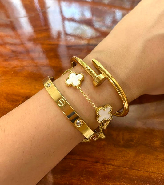Stella Stack- White For Thin Wrist / Baby Size