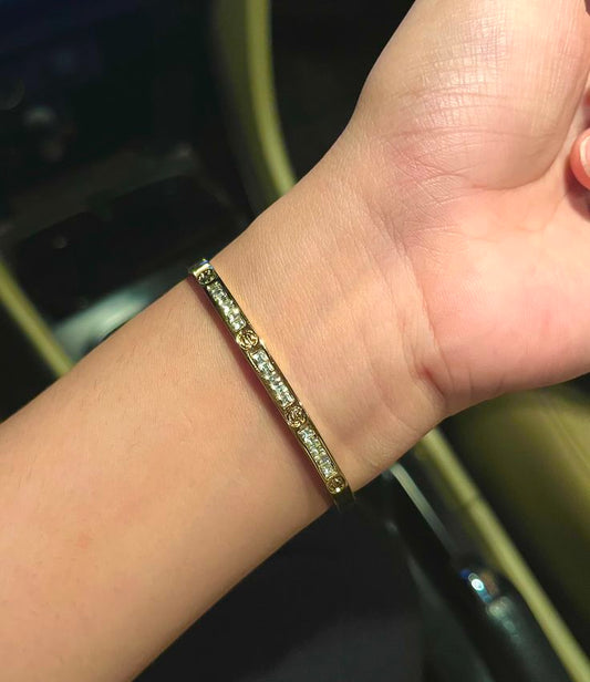 Emberline Thin Wrist/ Baby Size bracelet