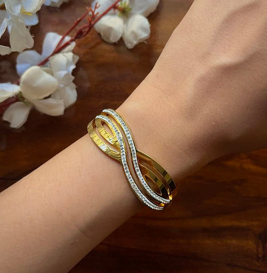 Dai infinity Thin Wrist/ Baby Size bracelet