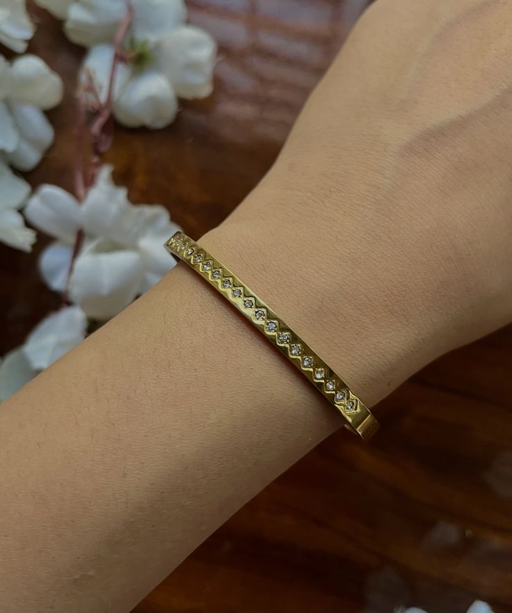 Zuri Sleek Thin Wrist/ Baby Size bracelet