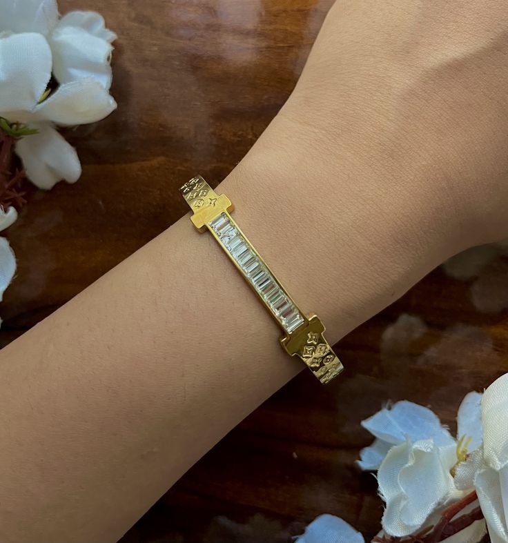 Treasure Thin Wrist/ Baby Size bracelet