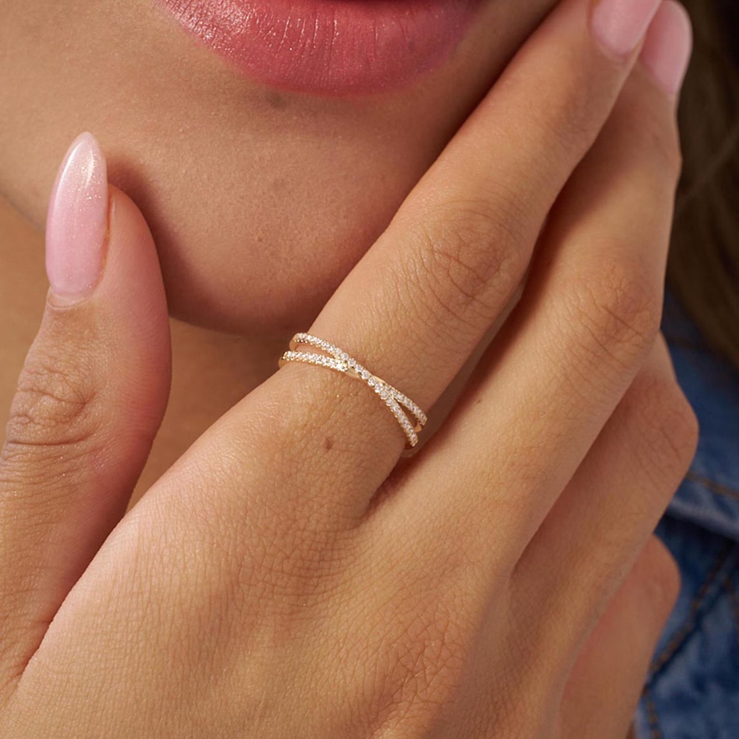 Criss Cross Gold Ring