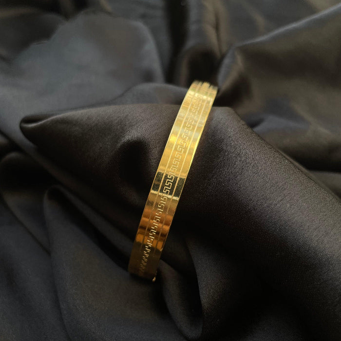 Ian Gold Men's Bracelet - Stainless Steel - SubhagAlankar