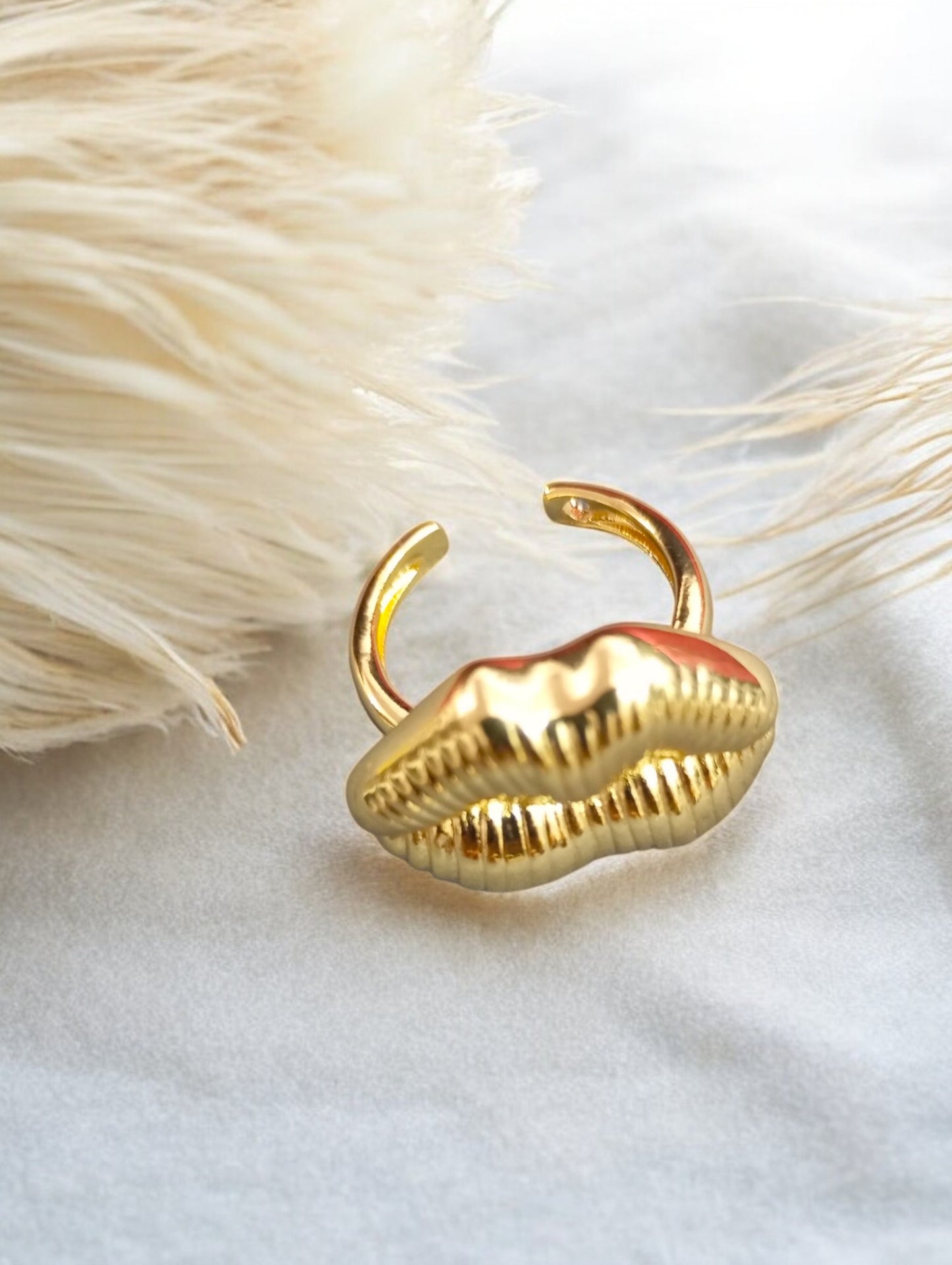 18k Gold Pated Adjustable Bold Kiss Ring