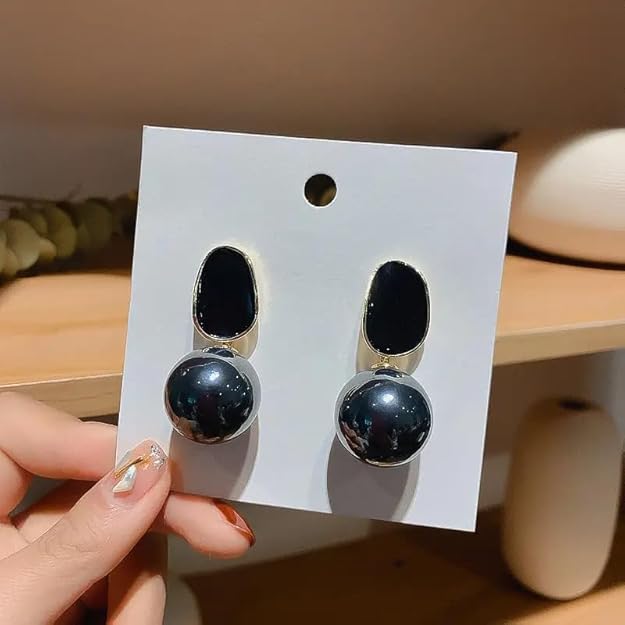 Elegant Black Pearl Drop Earring