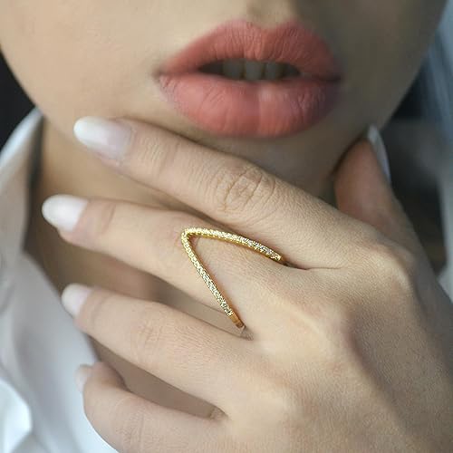 V Shape Golden Ring