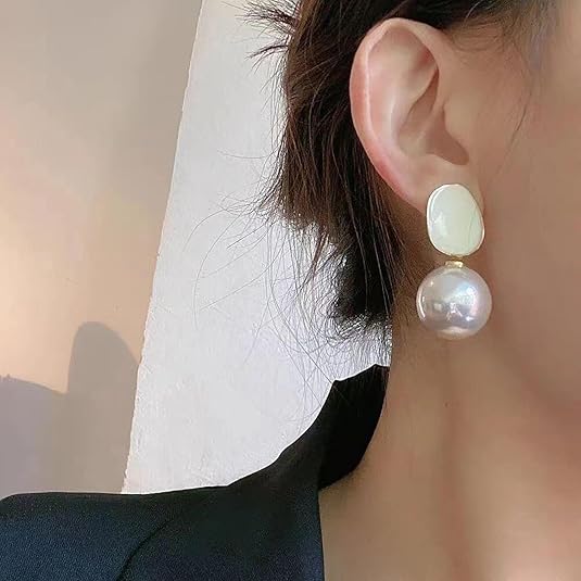 Elegant White Pearl Drop Earring