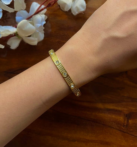 Promise Thin Wrist/ Baby Size bracelet