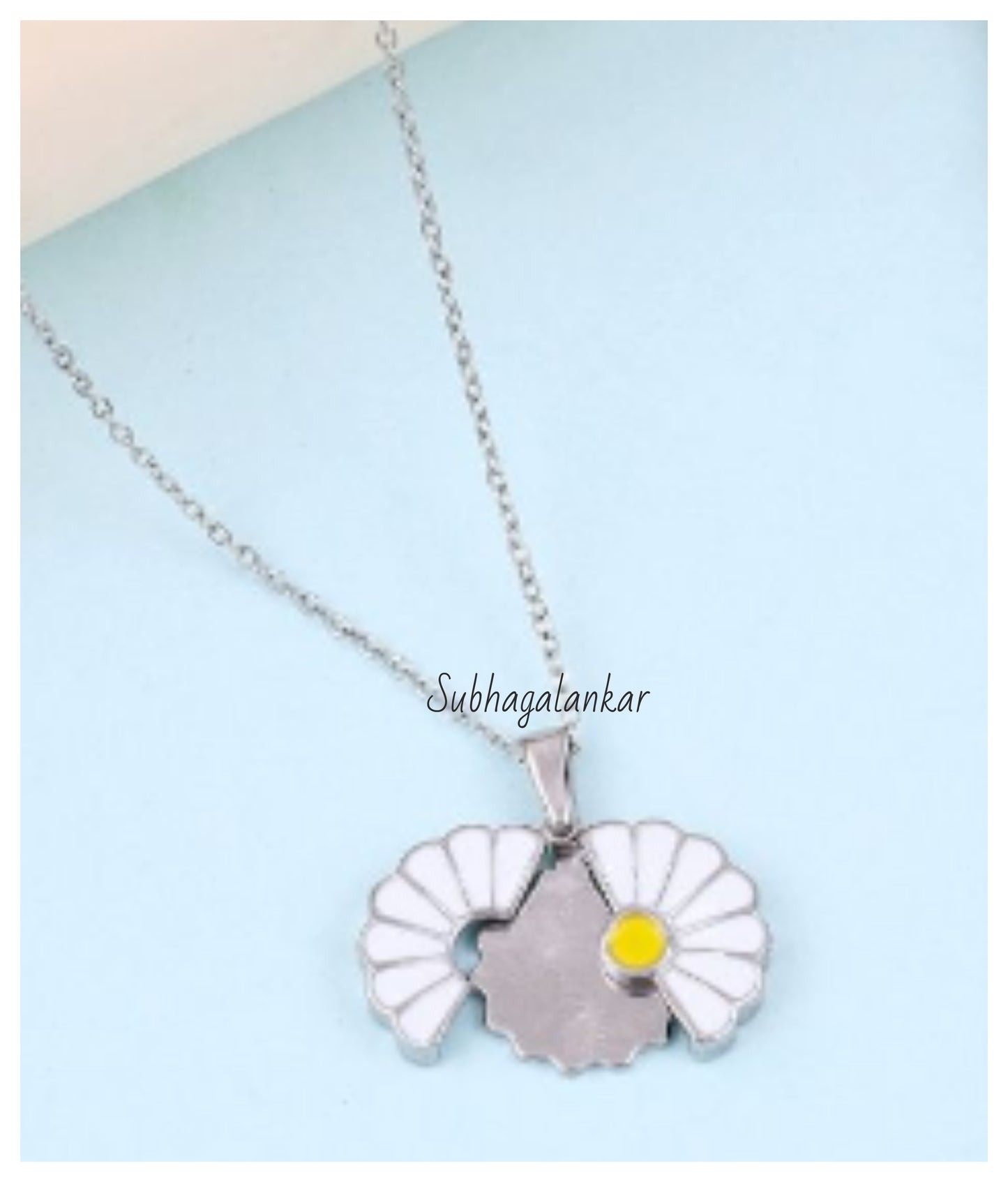 Silver Daisy Sunshine Pendant