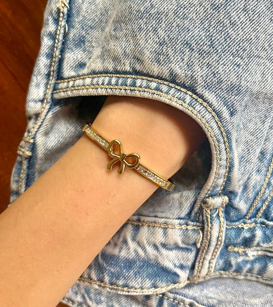 Petite Bow Stone Thin Wrist/ Baby Size Bracelet