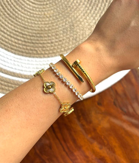 Amara Stack- Gold Thin Wrist/Baby Size