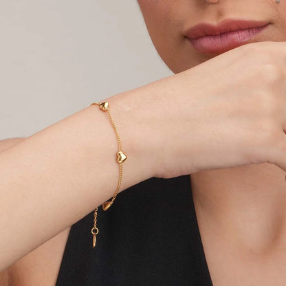 Pretty Hearts  bracelet