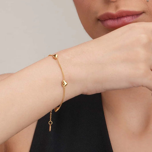 Pretty Hearts  bracelet