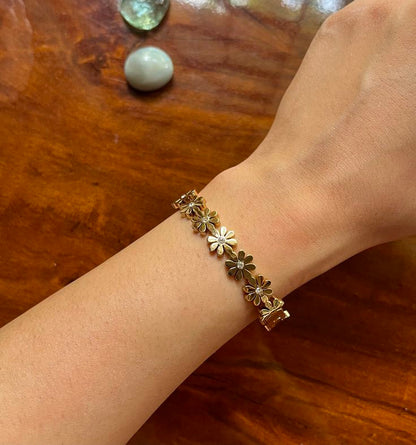 Sunny Daisy Bracelet