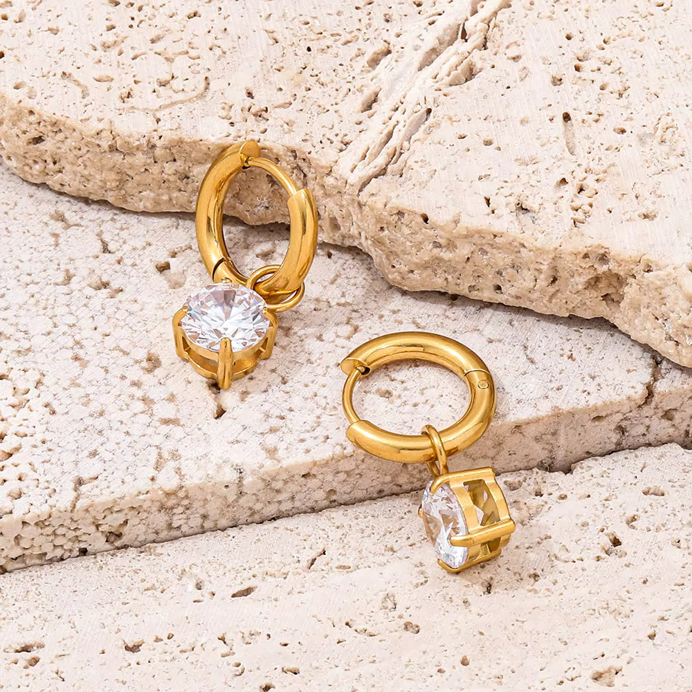 Solitaire Huggie - 18k Gold Plated