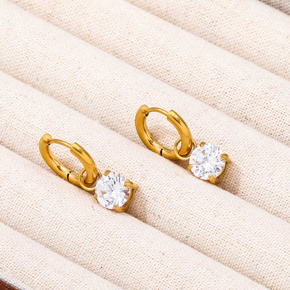 Solitaire Huggie - 18k Gold Plated