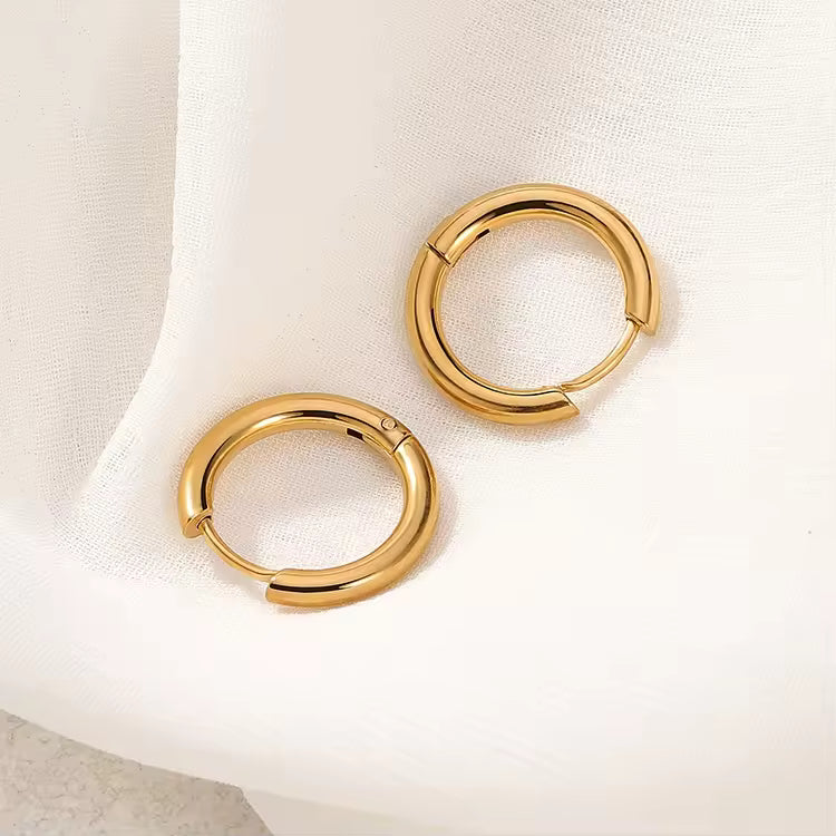 Signature Gold Hoop Trio