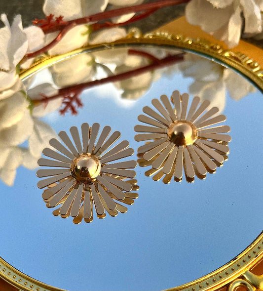 Sunlit Gold Stud - Statement - SubhagAlankar