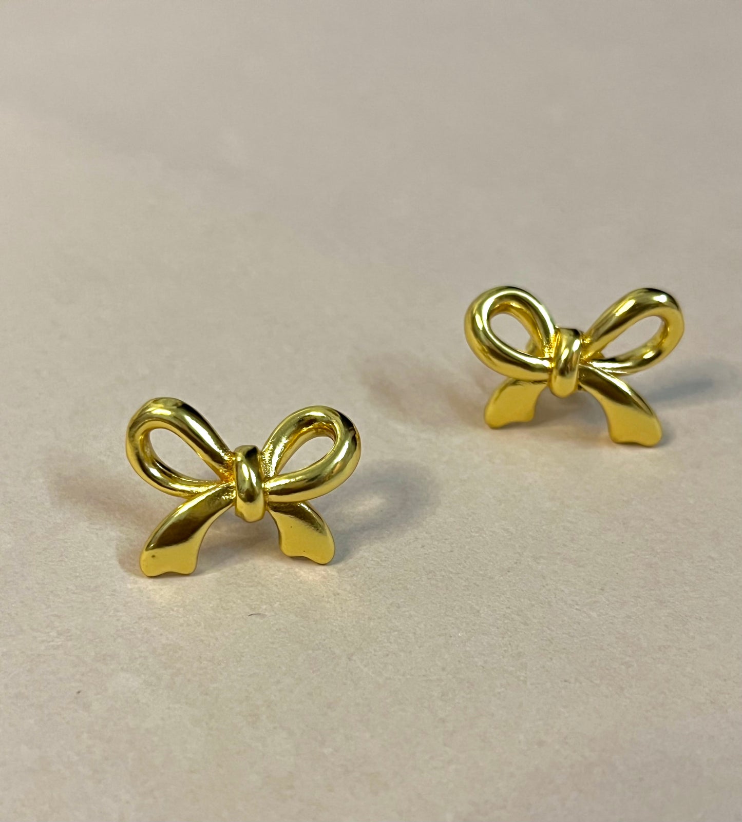 Cutie Coquette Studs- 18k Gold Plated