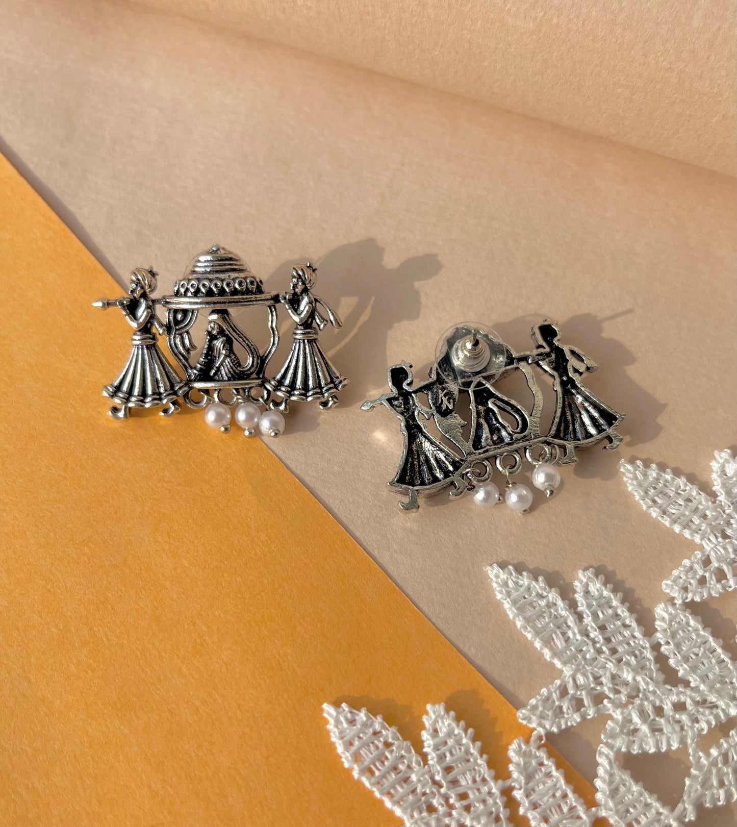 Doli Silver Studs