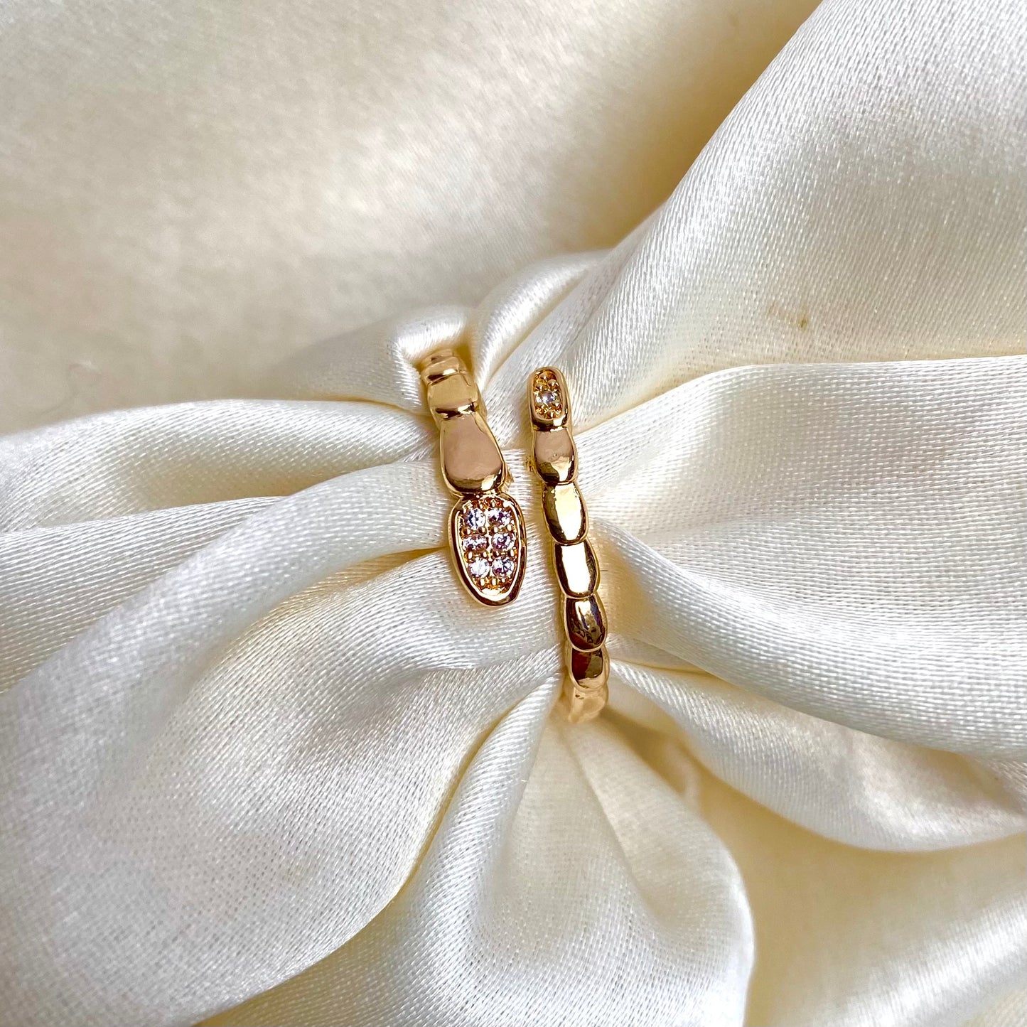 Serpentine Elegance: The Dainty Snake Ring