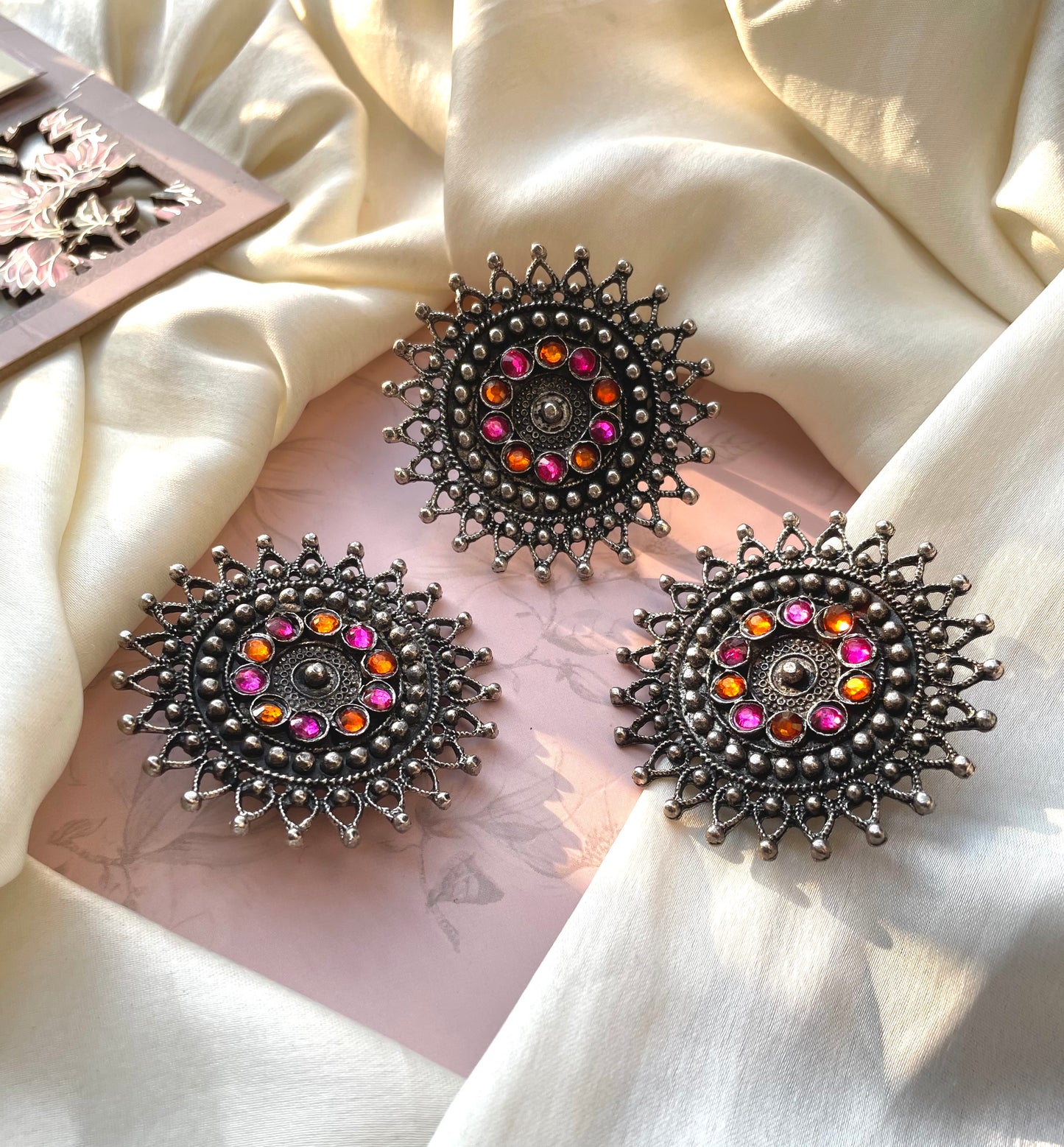 Artisan Multi Oxidized  Stud And Ring Set