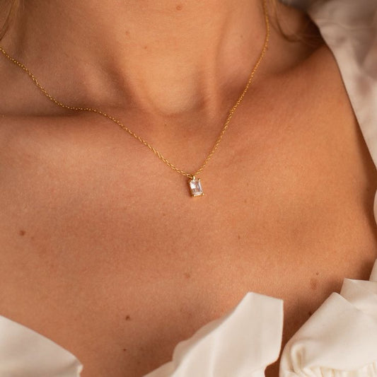 Serene Diamond Necklace