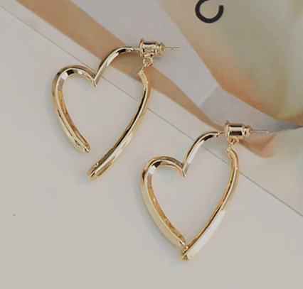 Minimal Heart Gold Hoop Earrings