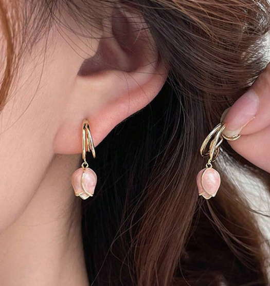 Soft Pink Tulip Earring