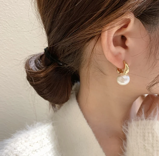 Dainty Gold Pearl Dangle Earrings